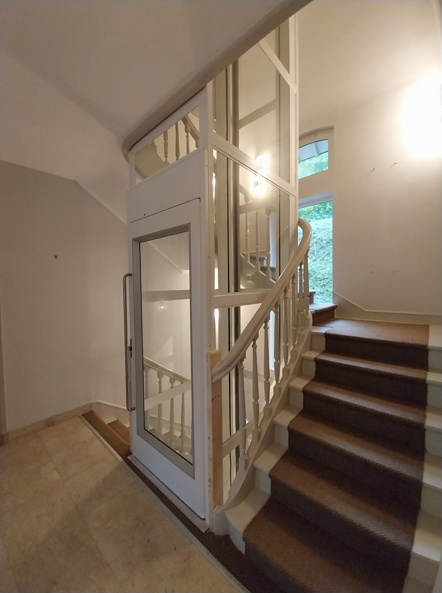 Élévateur PL501 sur 4 niveaux à Mont St Aignan