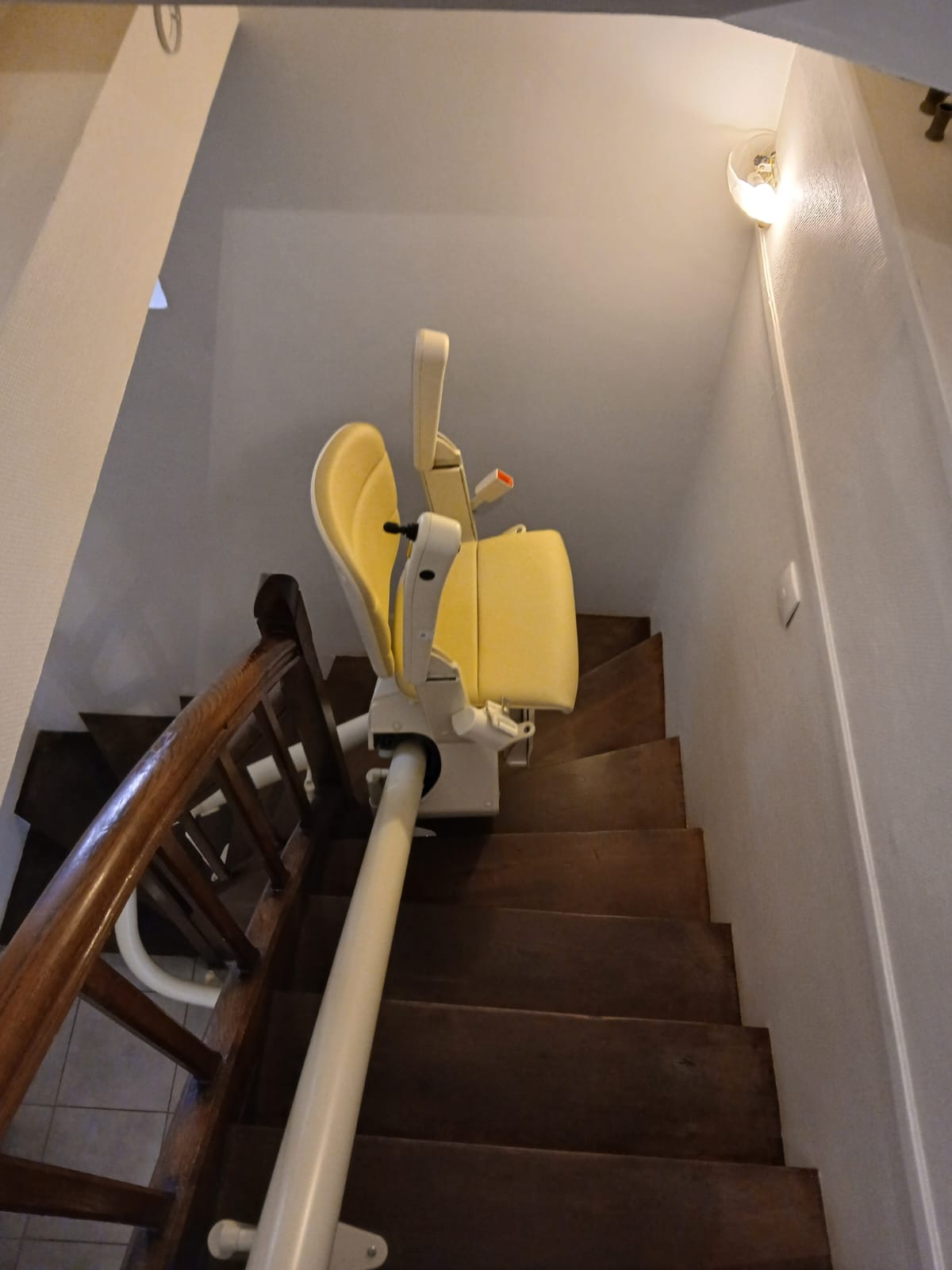 Monte-escalier monorail HANDICARE à Verneuil sur Avre