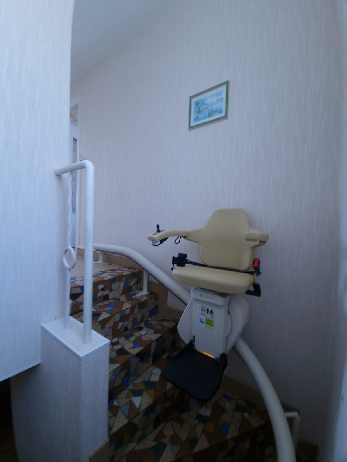 Monte-escalier monorail beige HANDICARE au Havre