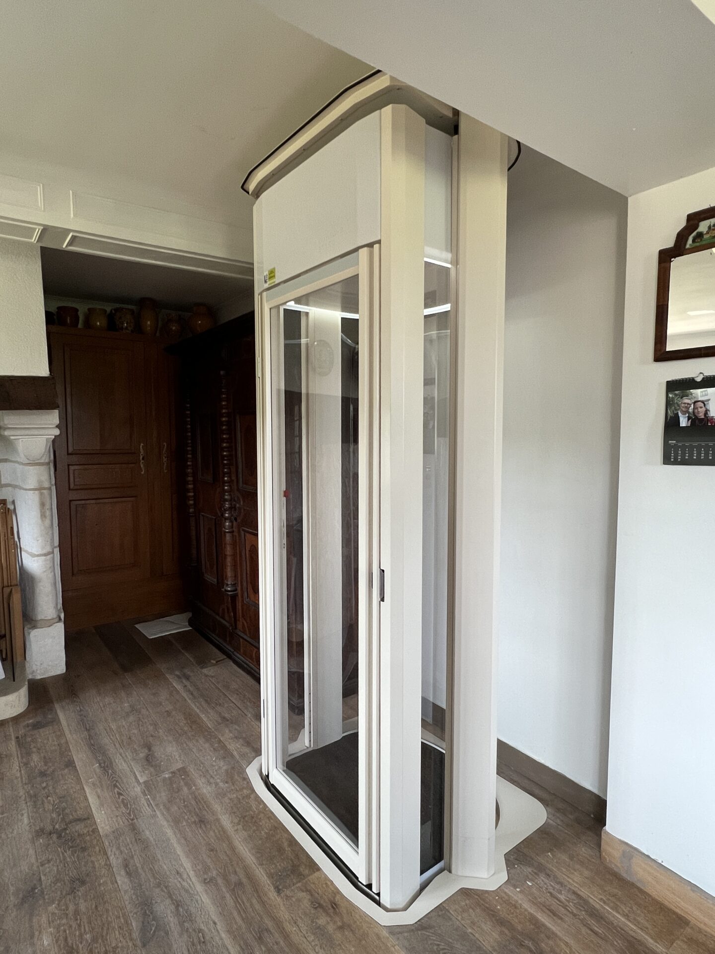 Élévateur BARDUVA EMB100 situé à Tourville sur Pont-Audemer (27)