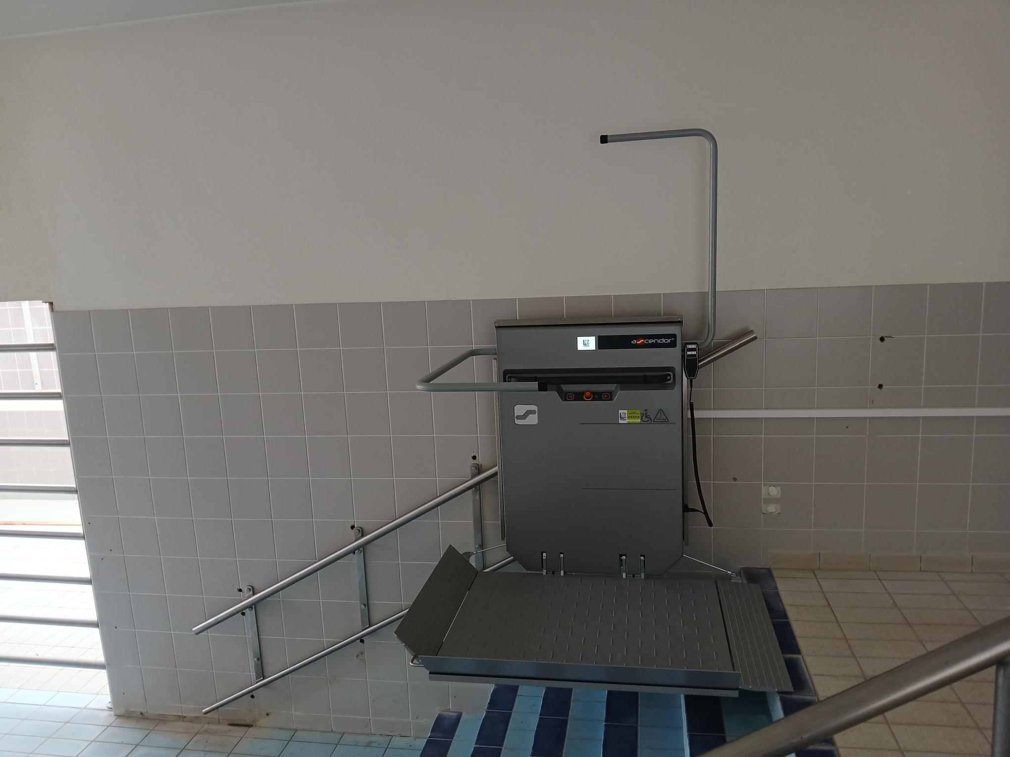 Nouvelle plateforme à la piscine de Pont-audemer (27)